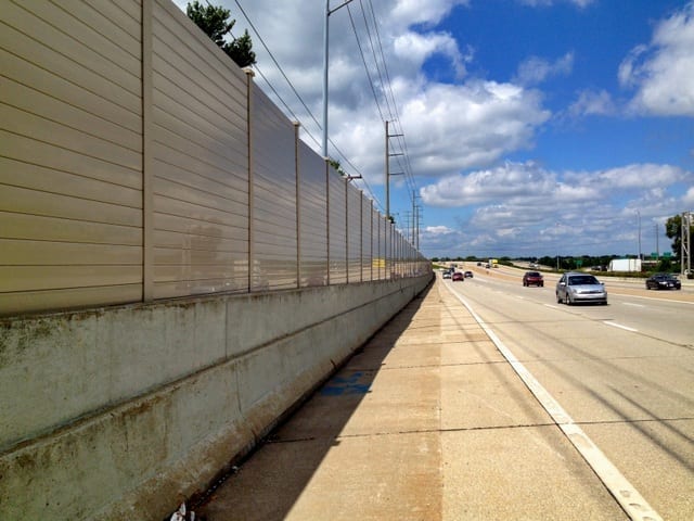 Structure-mounted sound walls